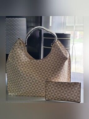 Cream & Gray Handbag with Pouch